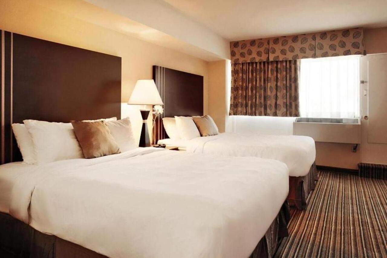 Comfort Suites Downtown Montréal Kültér fotó