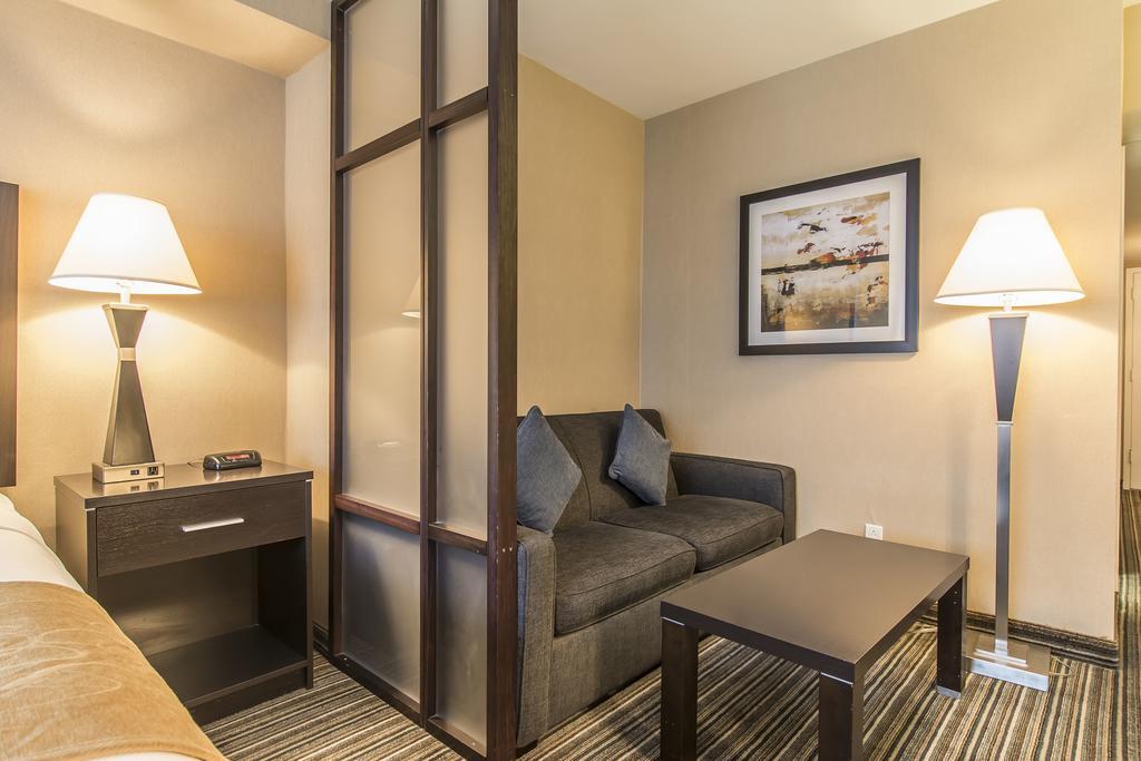 Comfort Suites Downtown Montréal Kültér fotó
