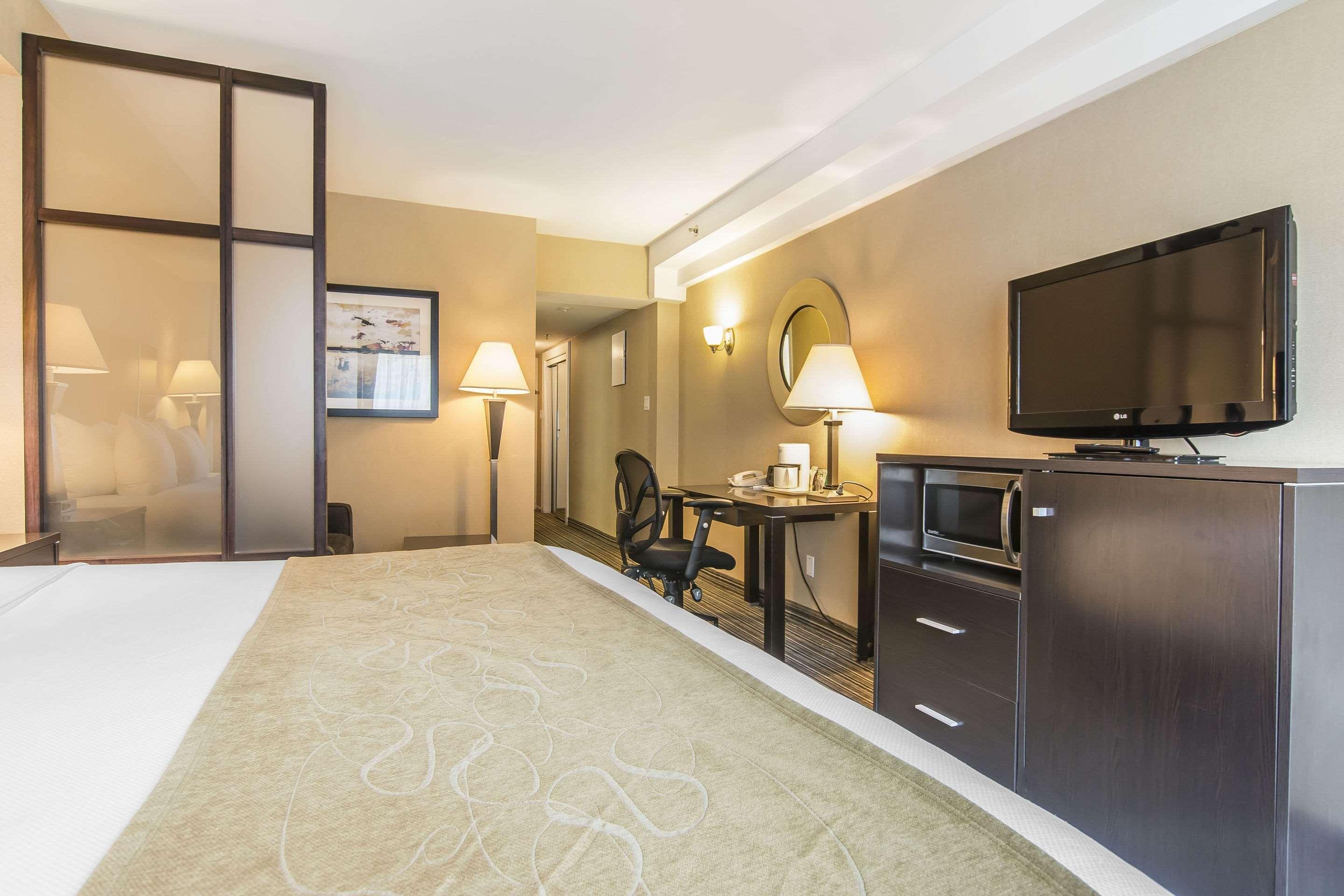 Comfort Suites Downtown Montréal Kültér fotó