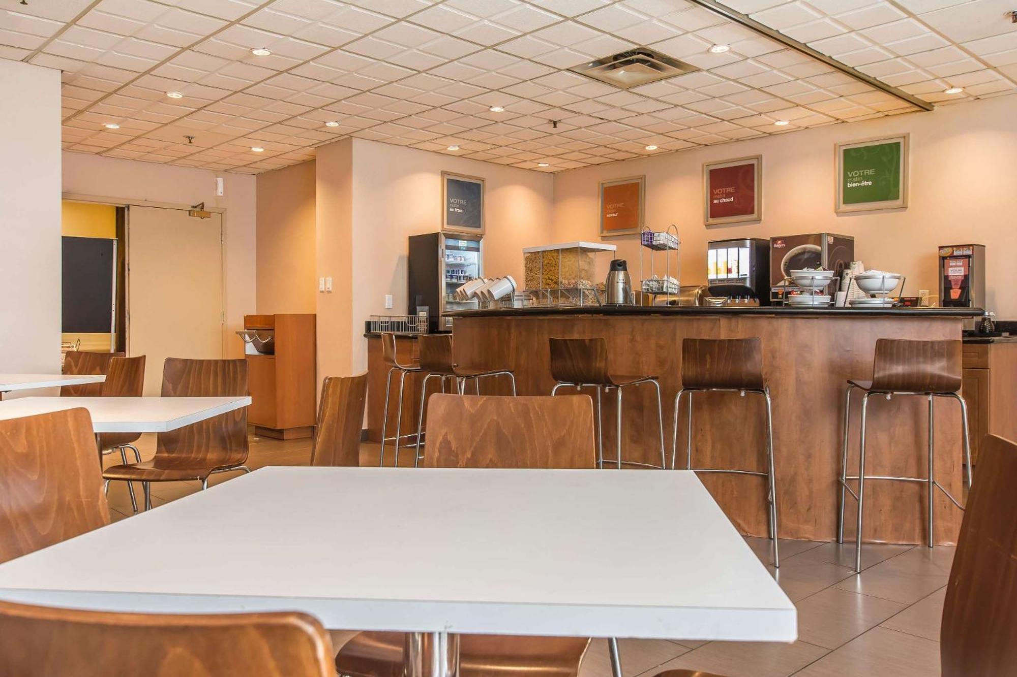 Comfort Suites Downtown Montréal Kültér fotó