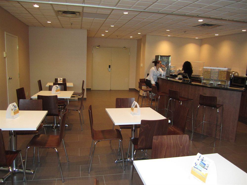 Comfort Suites Downtown Montréal Kültér fotó