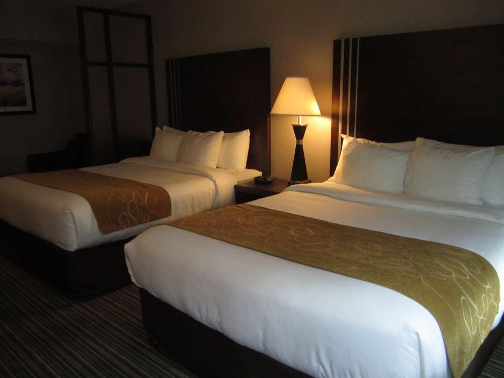 Comfort Suites Downtown Montréal Kültér fotó